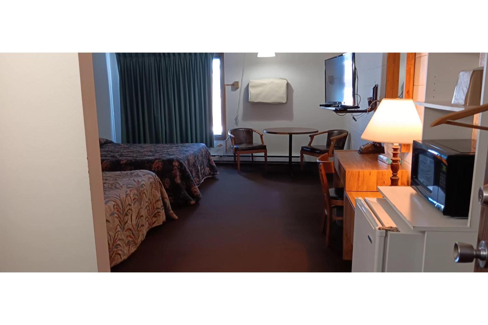 Scotwood Motel By Oyo Washburn Nd Eksteriør bilde